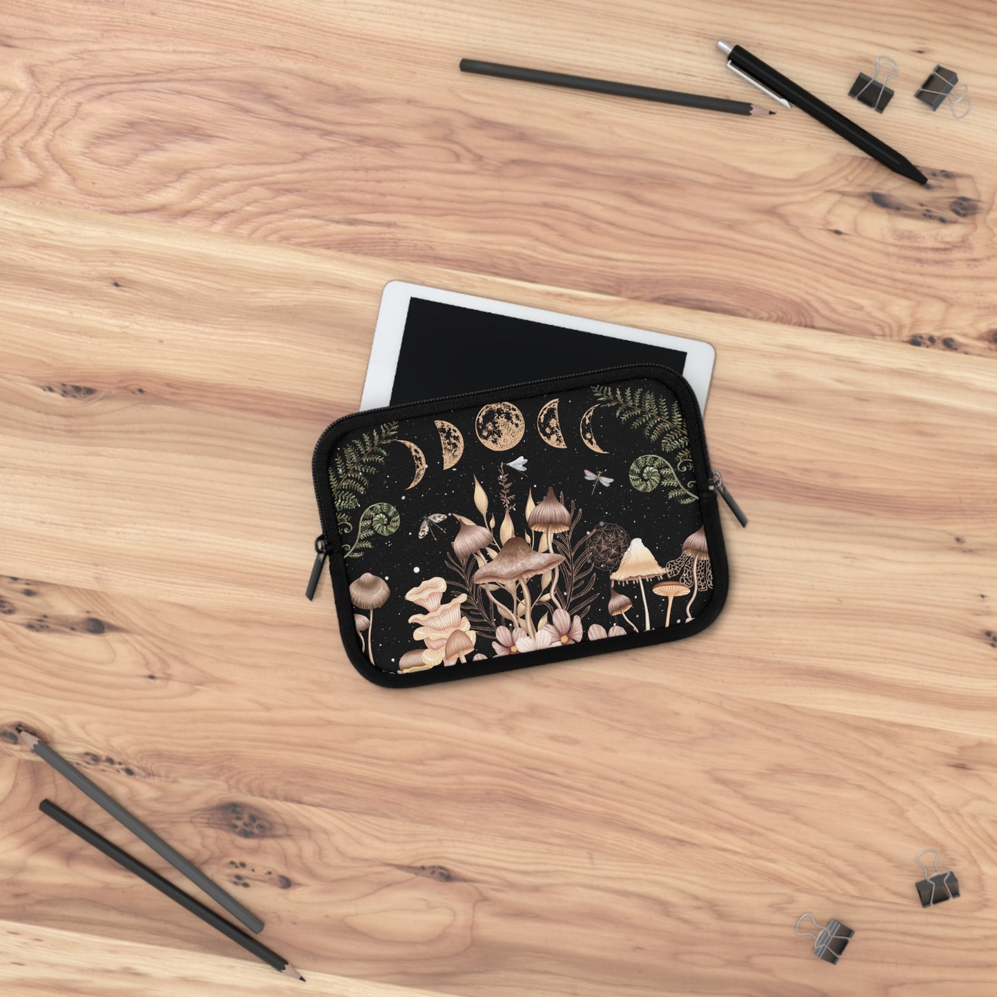 Elegant Mushrooms Moon Phases Laptop Case, laptop sleeve