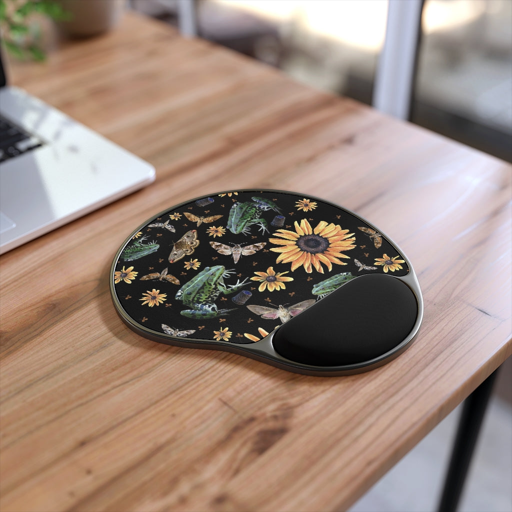 Frogs Sunflowers Mouse Pad With Wrist Rest, Cottagecore Office Decor, Toads Mouse Pad