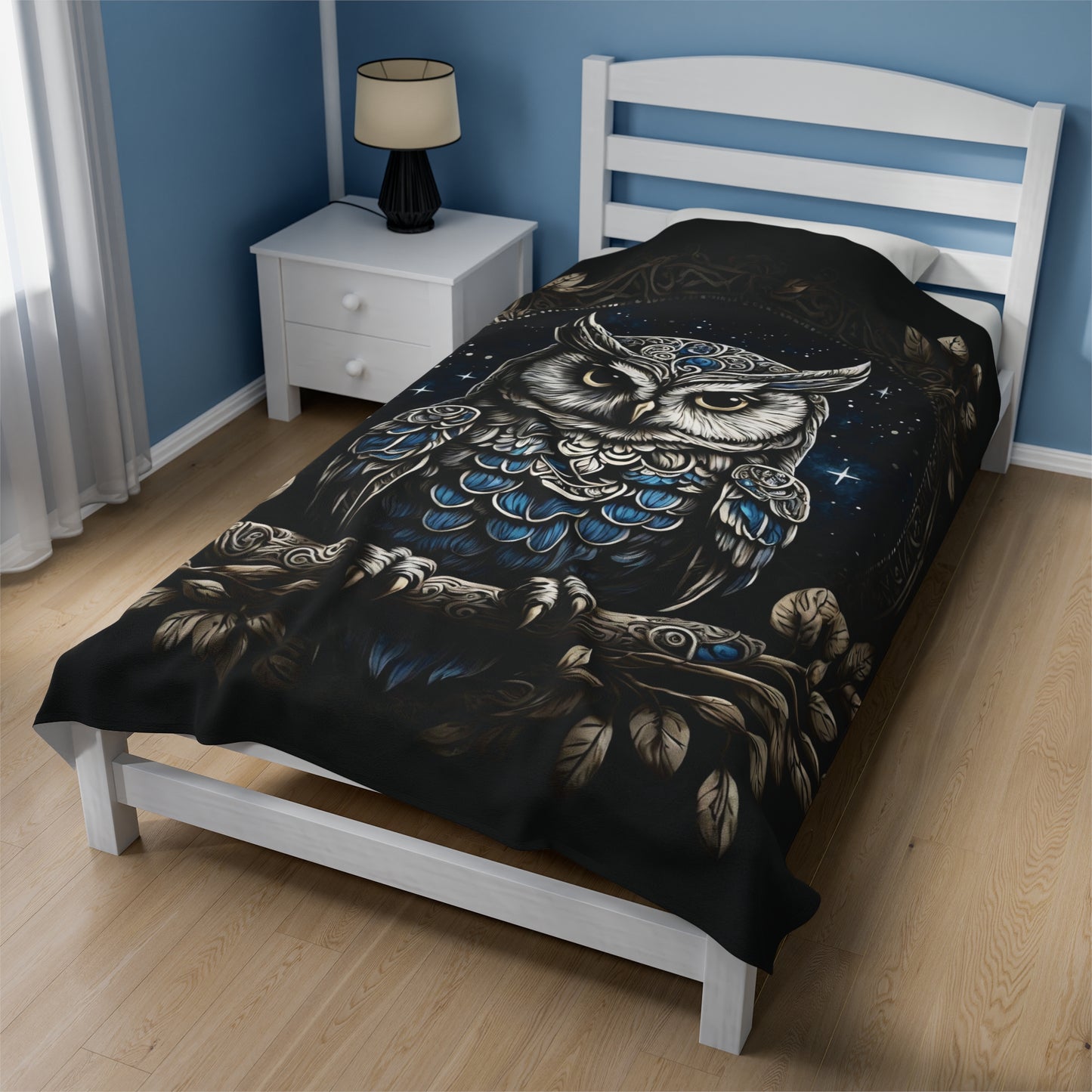 Blue and Gray Owl Velveteen Plush Blanket