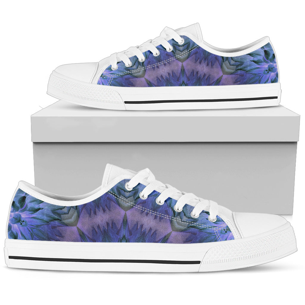 Kaleidocsope Calm - Women's Low Cut Sneakers