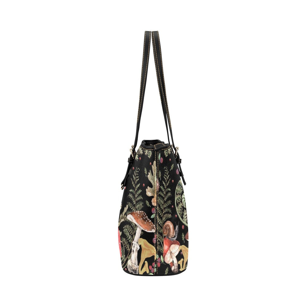Red Mushrooms Snails Small Tote Bag